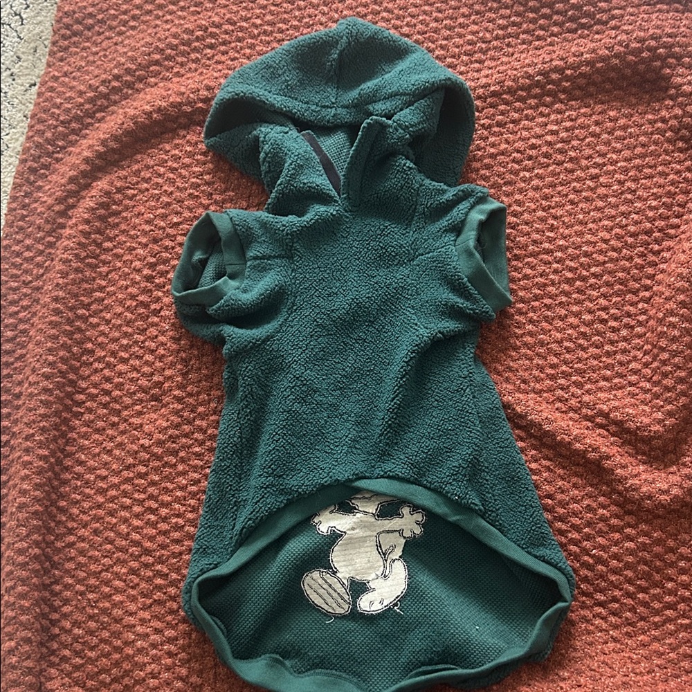 Peanuts Snoopy Dark Green Pet Hoodie - Picture 3 of 4